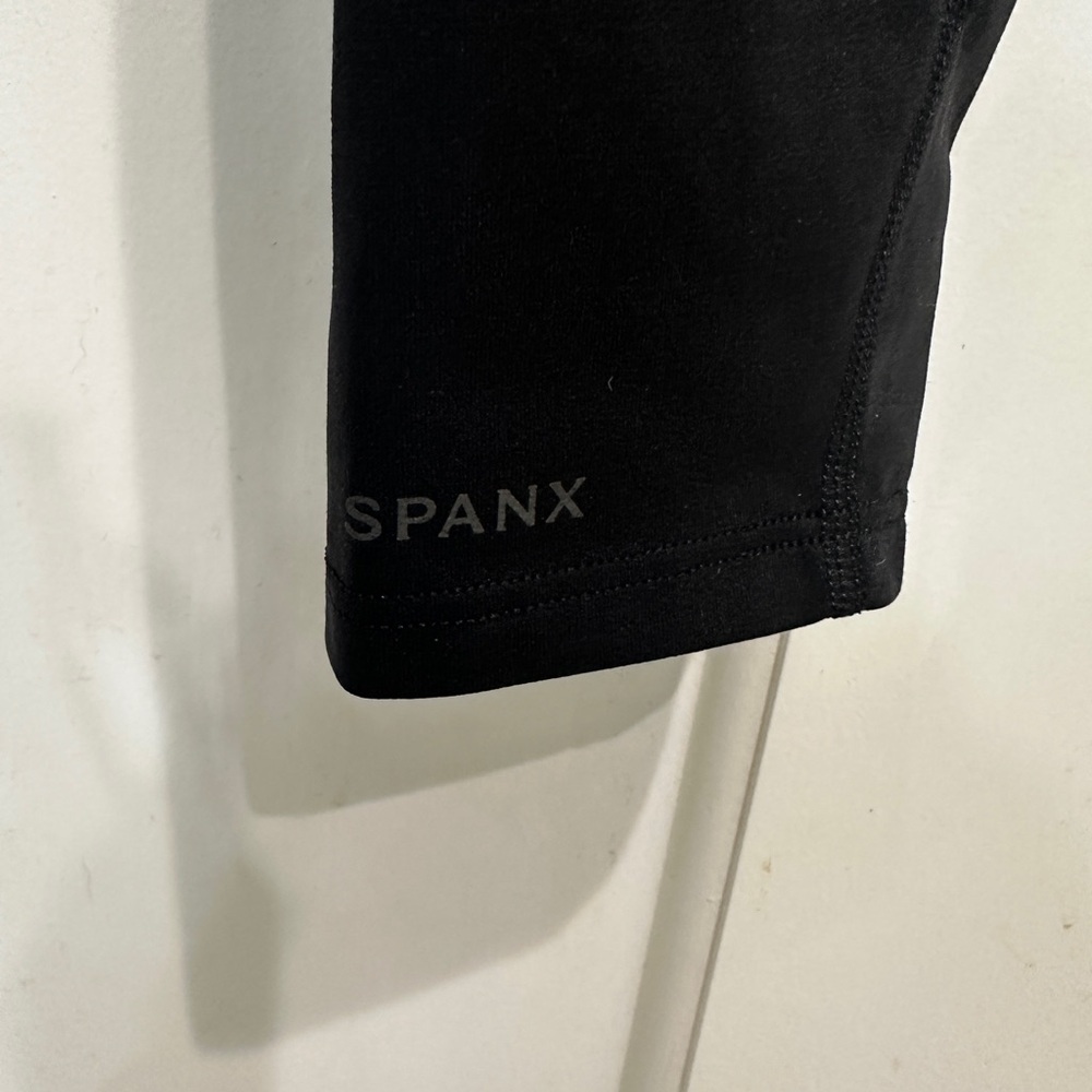 SPANX Look At Me Now High-Waisted Seamless Leggings – Black – Size M - Picture 6 of 9